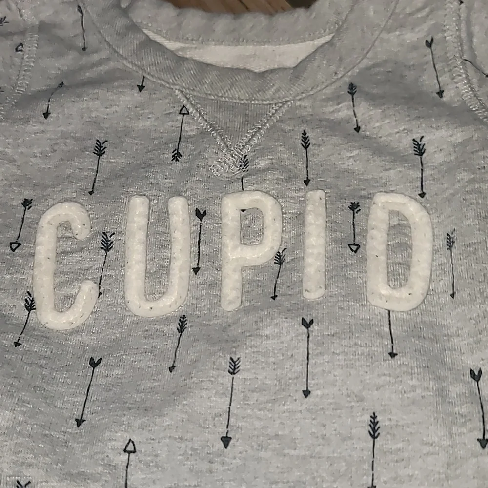 Cupid 2pc Set Jogger/ Sweatsuit Size 6~12 MO  Unisex Read Below